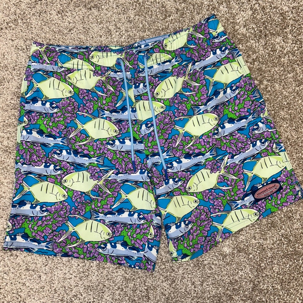 Vineyard‎ Vines Swim Trunks Mesh Lined Men Size Small Fish Coral AOP Beach